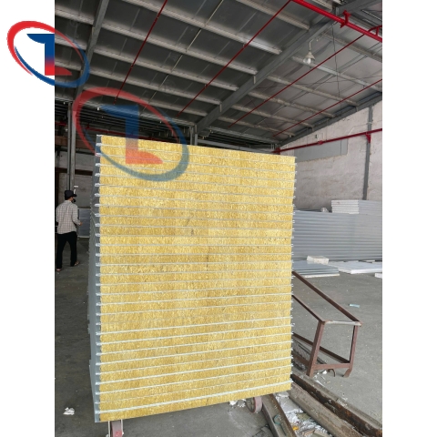 Panel Rockwool chống cháy